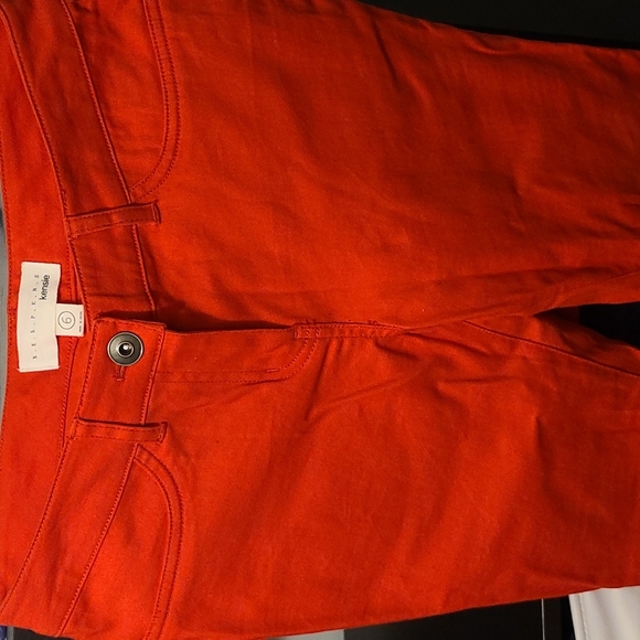 Kensie, Coral pants, 97% cotton, 3% spandex, preloved, good condition. - Picture 4 of 6